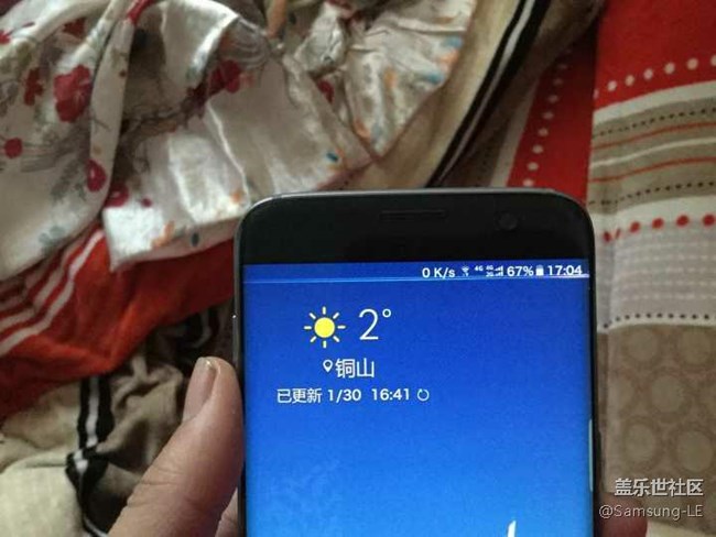 手机有一条红线。。。来看看