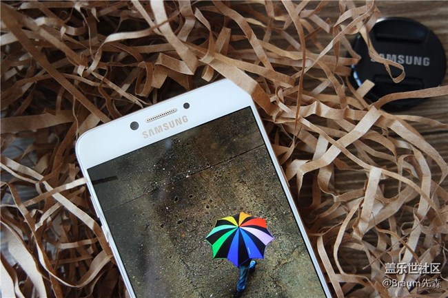 “刚刚好”之余的意外惊喜 三星C7 Pro上手轻体验