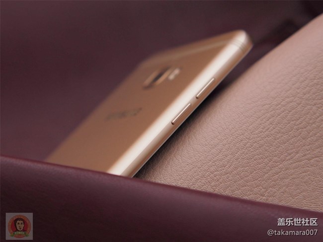 三星Galaxy C7 Pro 开箱上手图集 三星Galaxy C7 Pro 开箱上手图集