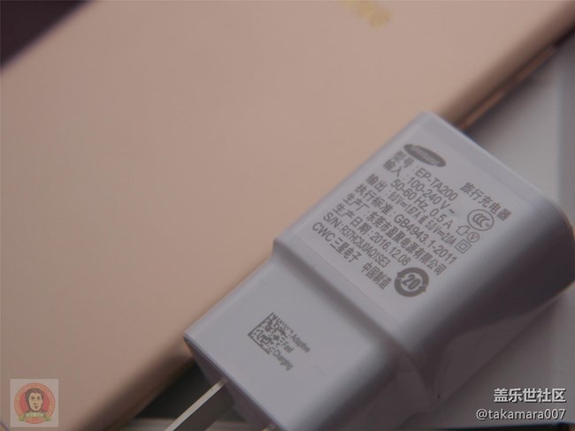 三星Galaxy C7 Pro 开箱上手图集 三星Galaxy C7 Pro 开箱上手图集