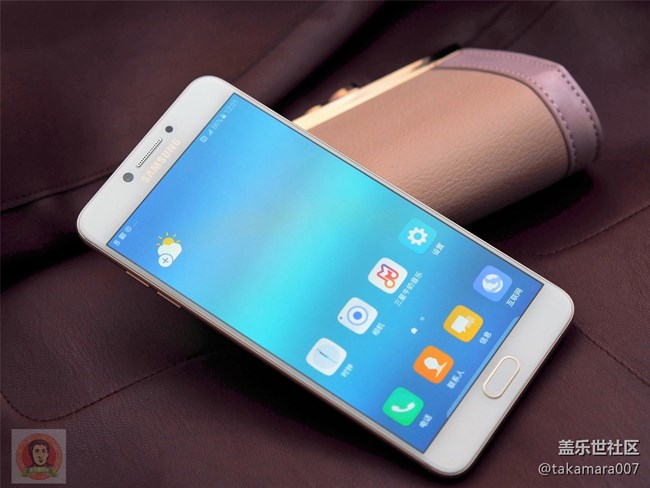 三星Galaxy C7 Pro 开箱上手图集 三星Galaxy C7 Pro 开箱上手图集