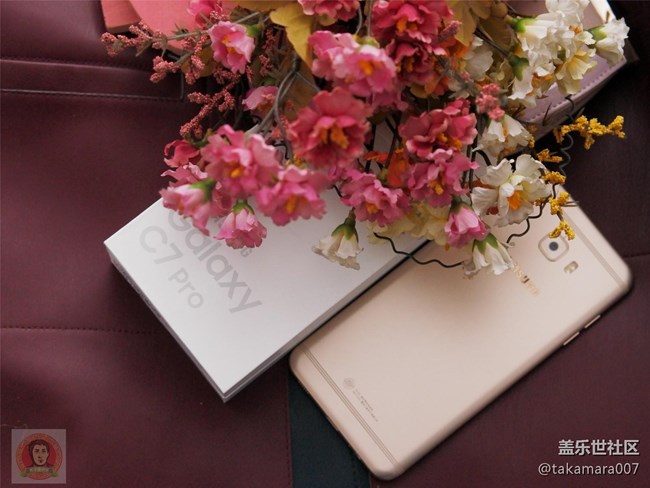 三星Galaxy C7 Pro 开箱上手图集 三星Galaxy C7 Pro 开箱上手图集