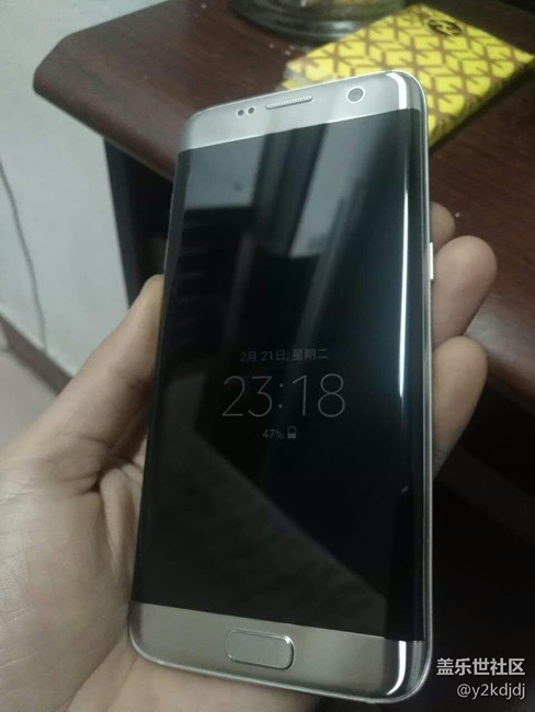 今天去售后更换前屏后盖加卡托 还颜色