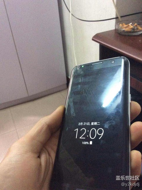 今天去售后更换前屏后盖加卡托 还颜色