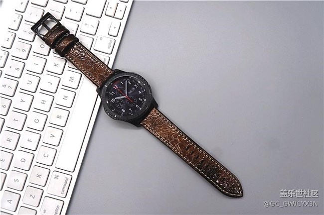 三星gear S3真皮表带种最好看。来晒晒你们的图吧！！！