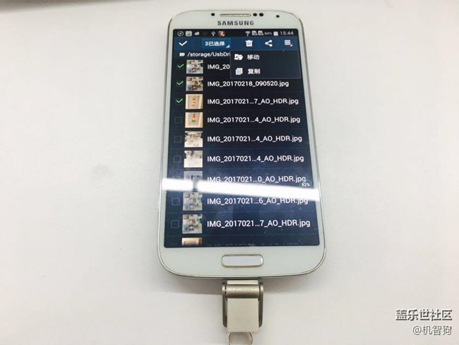 一招让照片无需占用手机内存，又可以随时查看和分享