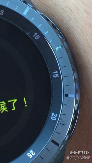 gear s3刚用几天就进灰如何处理？