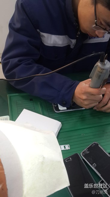 S7edge红线门被我撞到了 - 盖乐世社区 - 三星