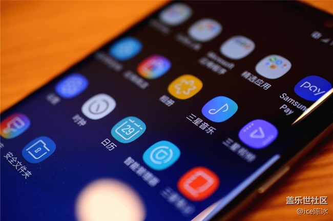 手感好到爆棚，三星Galaxy S8 安卓机皇上手体验首发