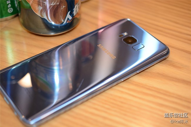 手感好到爆棚，三星Galaxy S8 安卓机皇上手体验首发