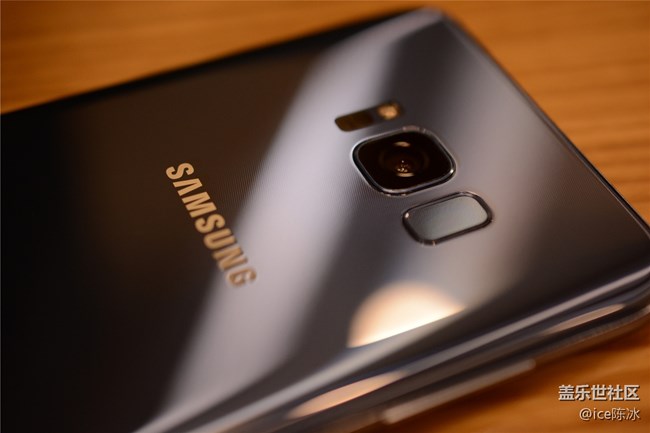 手感好到爆棚，三星Galaxy S8 安卓机皇上手体验首发