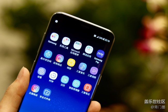 三星Galaxy S8真机图赏！双曲面加屏占比简直逆天