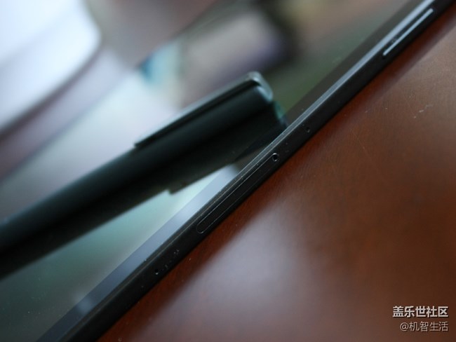 AKG调音四扬声器 Galaxy Tab S3实拍