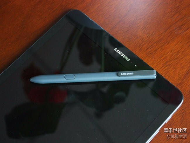 AKG调音四扬声器 Galaxy Tab S3实拍