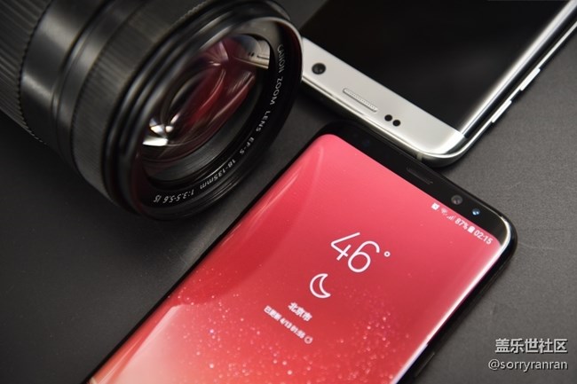 你是我的陪衬！三星S8+和S7 edge在一起，每天都要美美哒