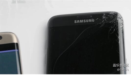 【视频】三星Galaxy S8/S8+坠落测试：特殊的测试装置