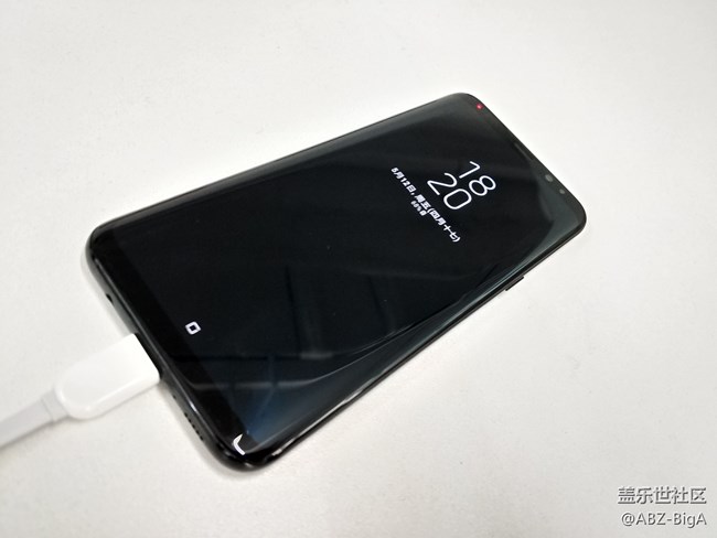 亮屏息屏区别很大！三星Galaxy S8+快充功率实测