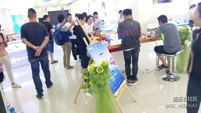 楚雄区域  rainbow  team  队三星S8品鉴会预定现场