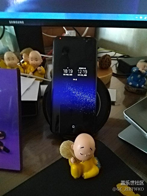 [S8晒单]22号到手的s8+,礼包到货，黑色4代无线充也到货了！