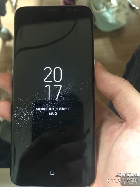 求一张壁纸原图 谢谢