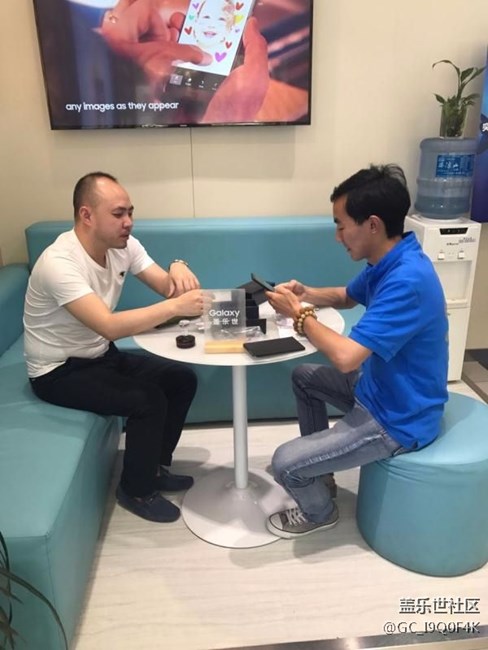 云南昭通机皇三星S8陪你度过生活点滴