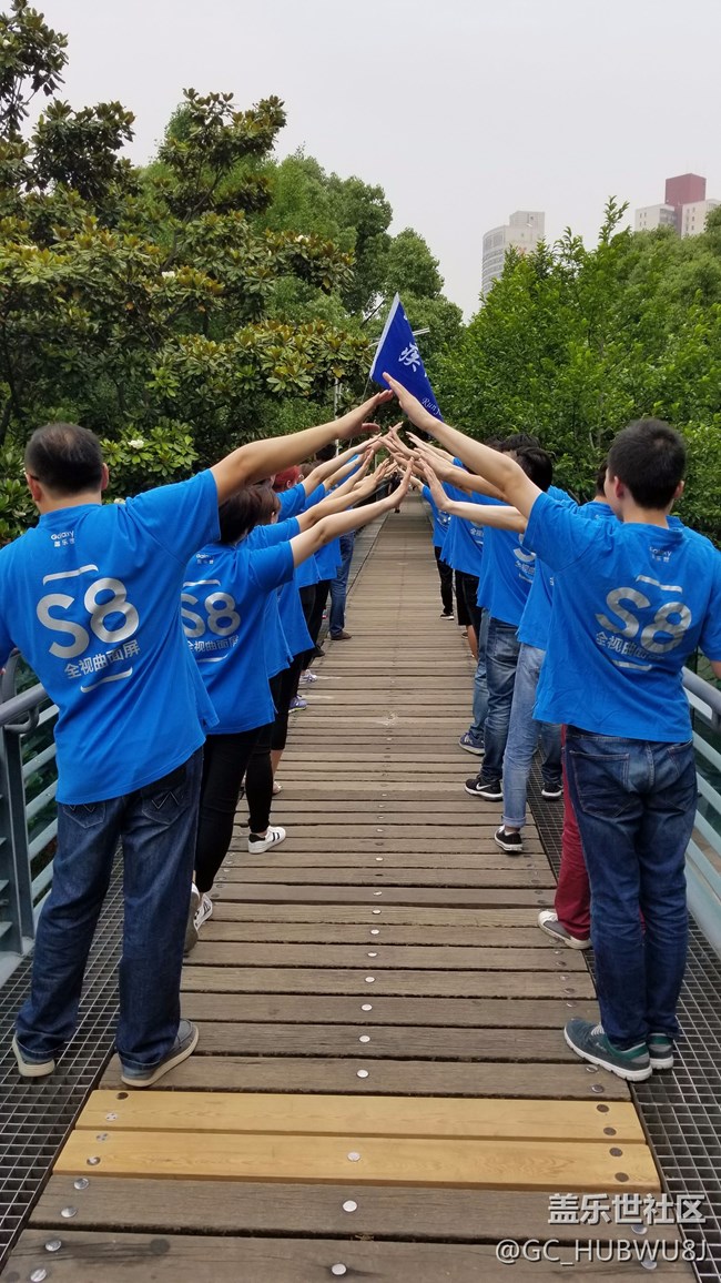 华东支社上海办疾风队Run for dream 奔跑8  大学生们！