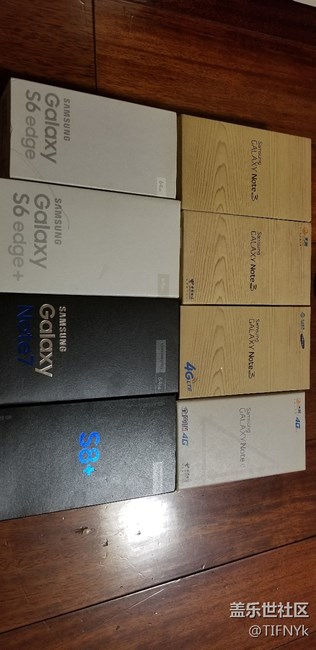 S8+屏幕
