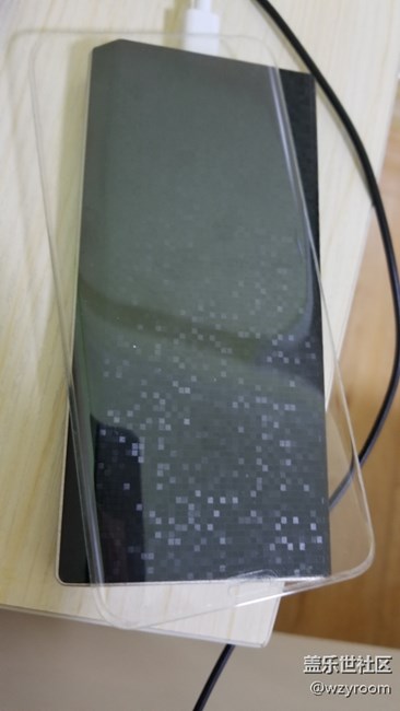 S8有人贴膜吗