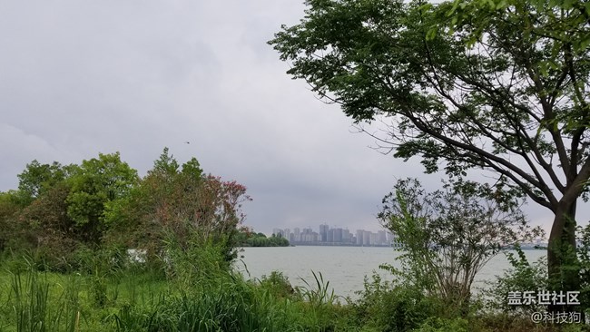 智能手机新时代——三星Galaxy S8体验评测
