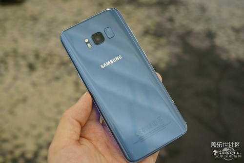 对比蓝色  .,.........