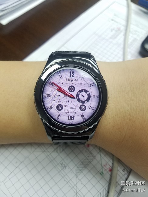 求助，gear s2 屏幕出现问题