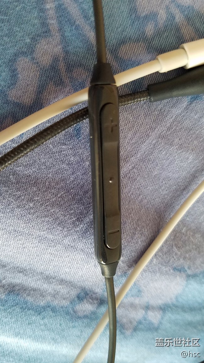 S8耳机求鉴定