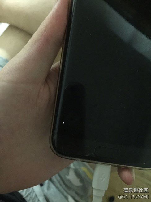S7Edge屏幕坏点