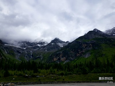 四姑娘山
