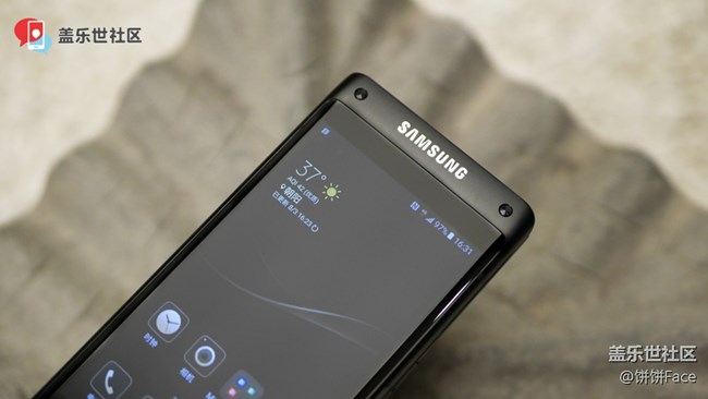 双屏翻盖商务旗舰机驾到 三星领世旗舰8图赏