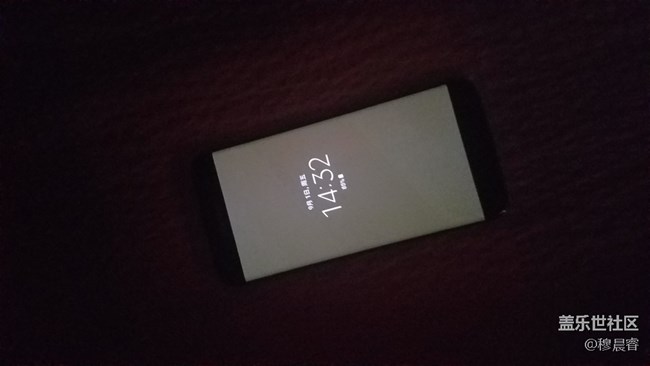 三星s7edge息屏提醒页面背光问题