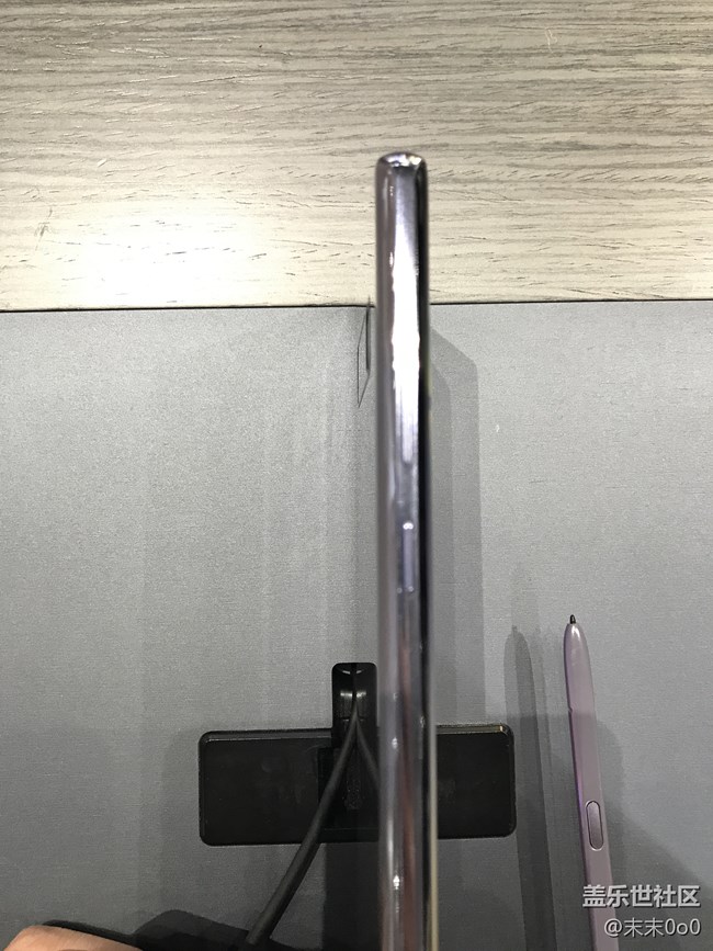 三星盖乐世Note8银色(紫色?粉色?)细节赏析图 三星盖乐世Note8银色(紫色?粉色?)细节赏析图