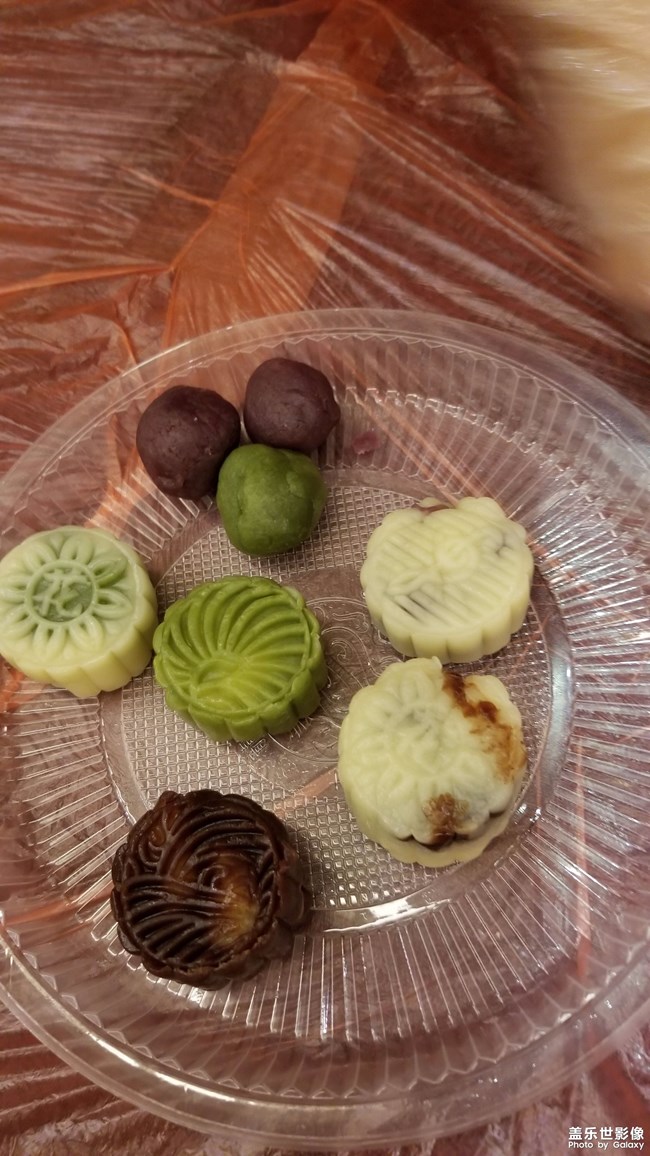 十一假期团圆季+制作月饼