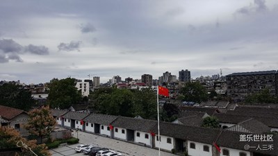 这天阴的