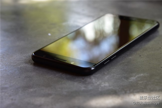 三星中国特供机C8——中端机的新选择