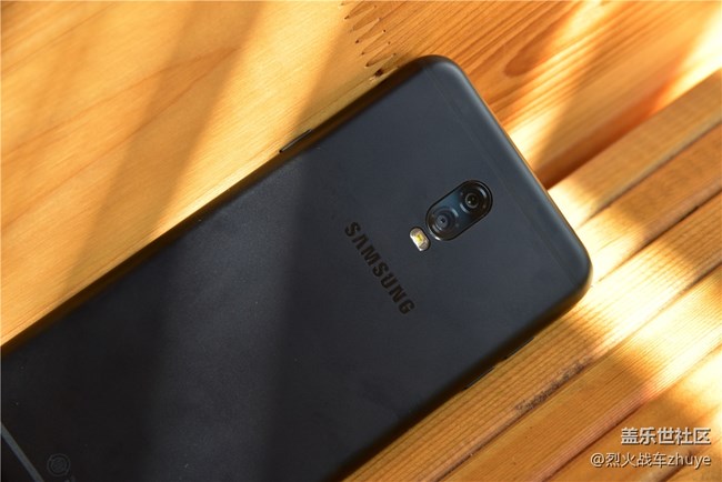 三星中国特供机C8——中端机的新选择