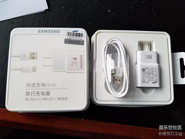 预约赠品到手，坐等Note7老用户的无线充。