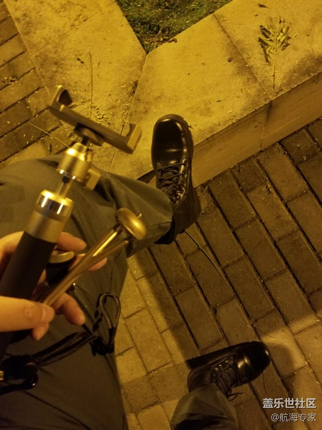 带着小型支架&amp;note8之奔流不息的车流，光与影