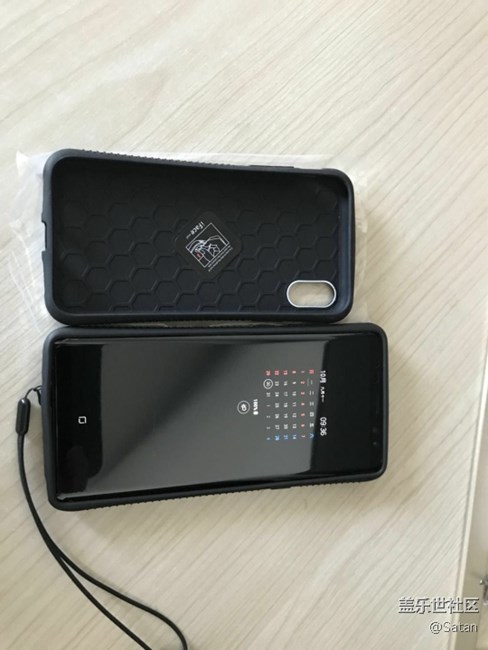 就是这么专一，用了5年的手机壳