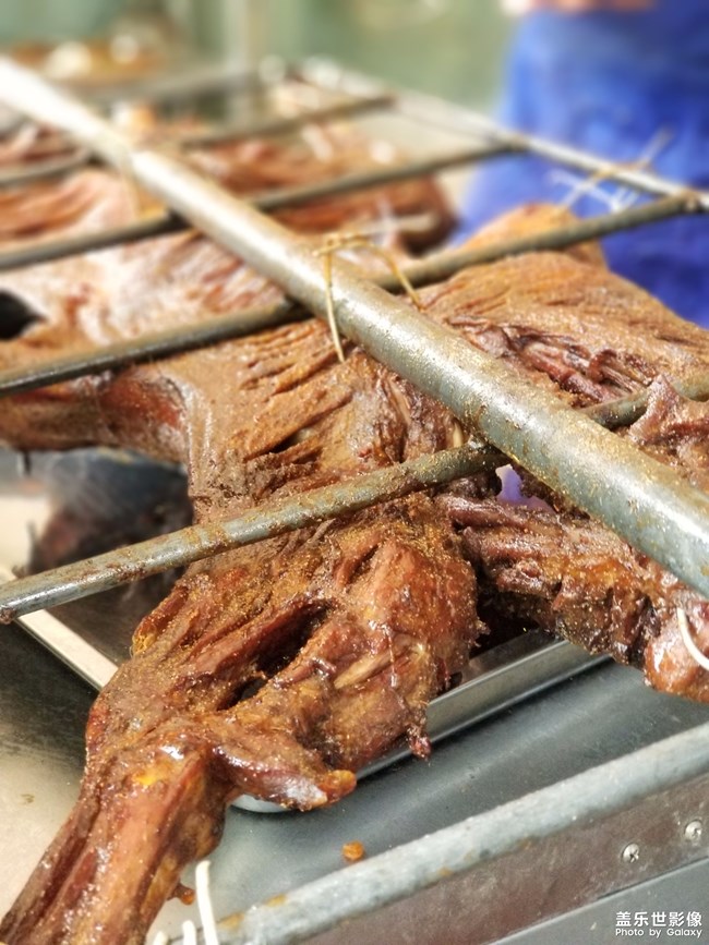 吊烧鸡，烤全羊！美味极了