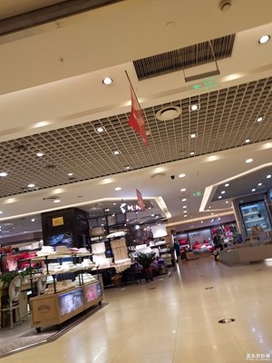 商场