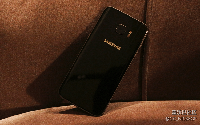 三星S7edge: “我还能再战两年! ”