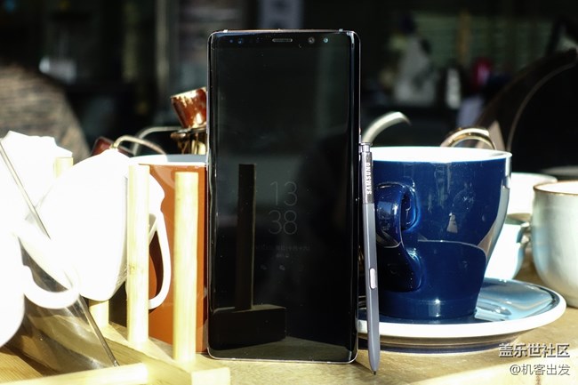目前安卓阵营手机终极形态没有之一 三星盖乐世Note8图赏
