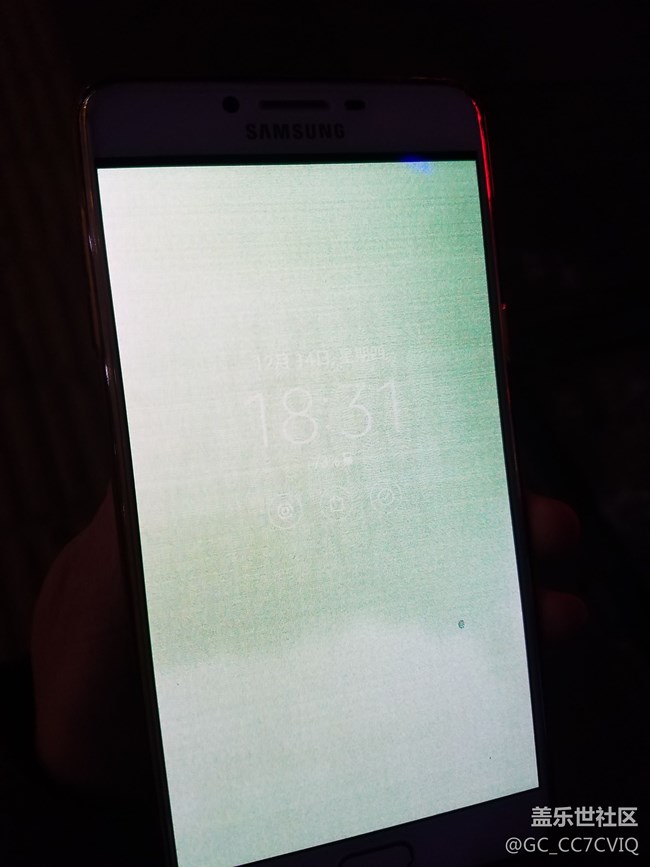 花屏闪屏太闹心