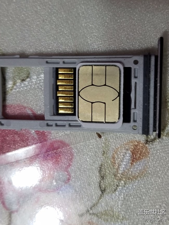 今天终于搞定了双SIM卡加TF内存卡! 今天终于搞定了双SIM卡加TF内存卡!